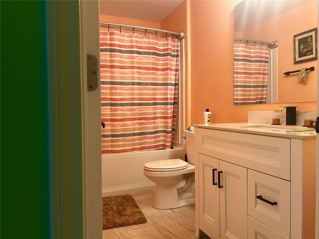 106 CASCADE BEND DRIVE, Ruskin, FL 33570