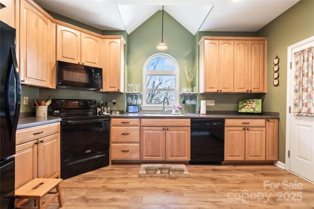 13215 Baker Mills Road, Pineville, NC 28134