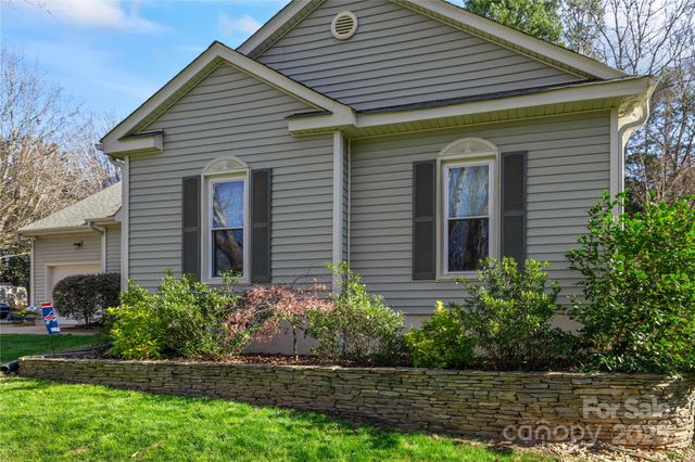 13215 Baker Mills Road, Pineville, NC 28134