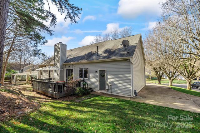 13215 Baker Mills Road, Pineville, NC 28134