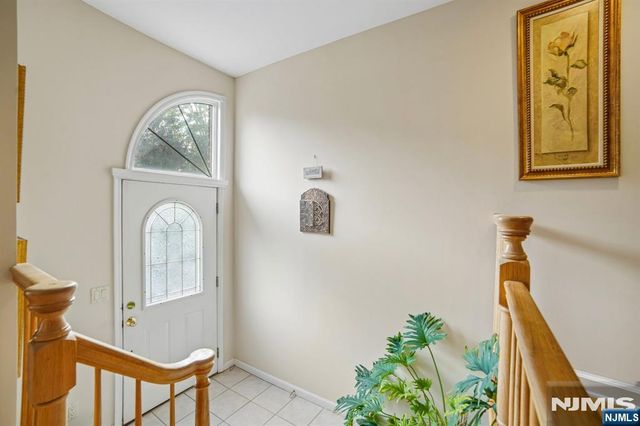 116 Stonegate Trail 116, Cresskill, NJ 07626