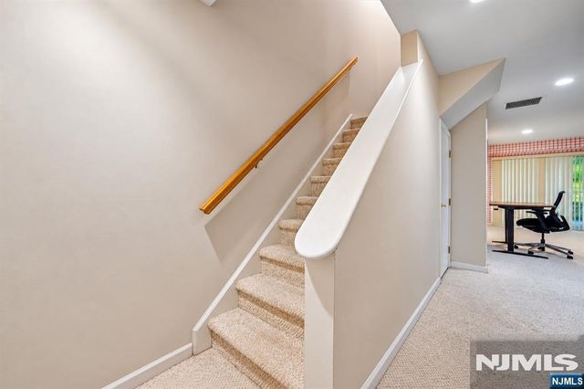 116 Stonegate Trail 116, Cresskill, NJ 07626