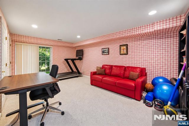 116 Stonegate Trail 116, Cresskill, NJ 07626