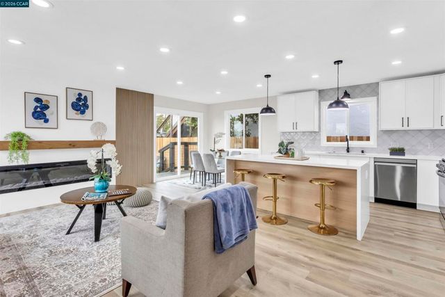 2758 Del Monte Ave, El Cerrito, CA 94530