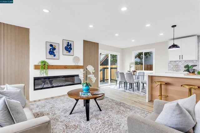 2758 Del Monte Ave, El Cerrito, CA 94530
