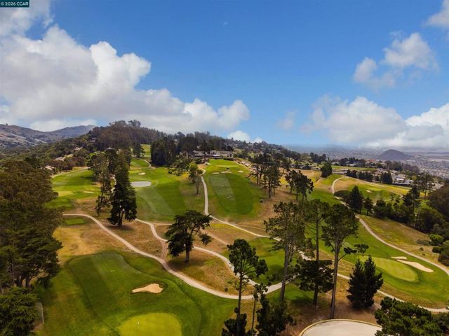 2758 Del Monte Ave, El Cerrito, CA 94530
