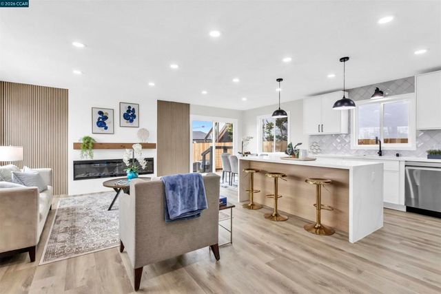 2758 Del Monte Ave, El Cerrito, CA 94530