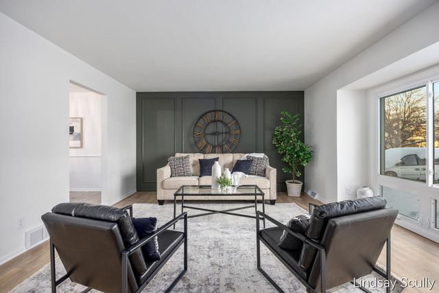 1830 Lockmere Drive, Kentwood, MI 49508