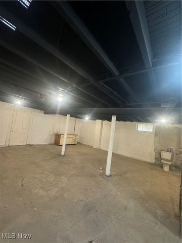 3515 W 98th Street, Cleveland, OH 44102