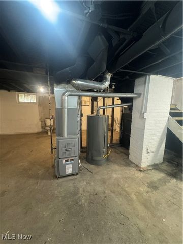 3515 W 98th Street, Cleveland, OH 44102