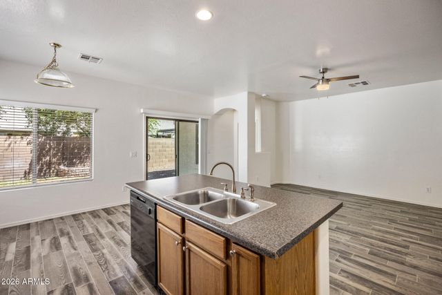 9908 E FARMDALE Avenue, Mesa, AZ 85208