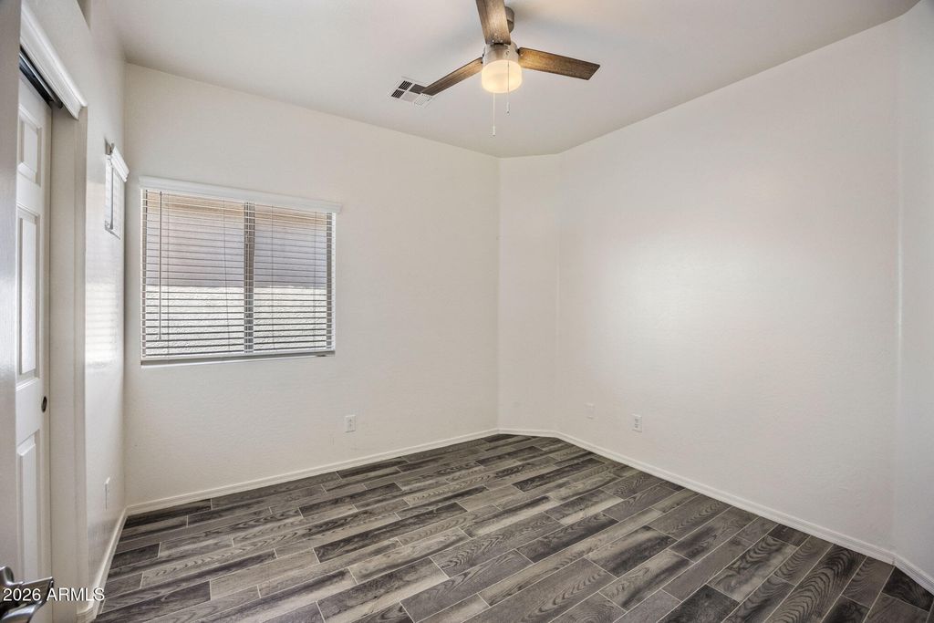 Image 14 of property listing at 9908 E FARMDALE Avenue, Mesa, AZ 85208