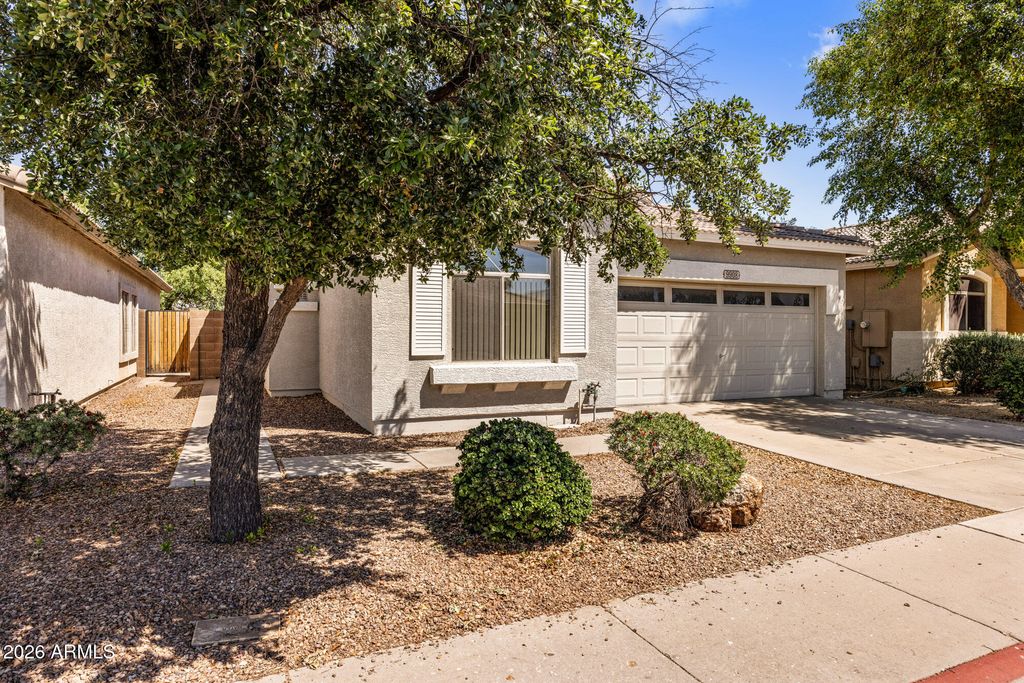 Image 2 of property listing at 9908 E FARMDALE Avenue, Mesa, AZ 85208