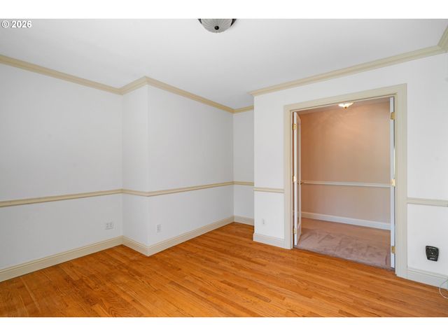 17875 CRESTLINE Dr, Lake Oswego, OR 97034