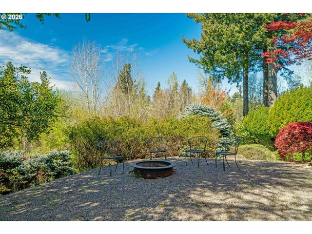 17875 CRESTLINE Dr, Lake Oswego, OR 97034