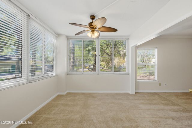 1800 THE GREENS Way 2009, Jacksonville Beach, FL 32250