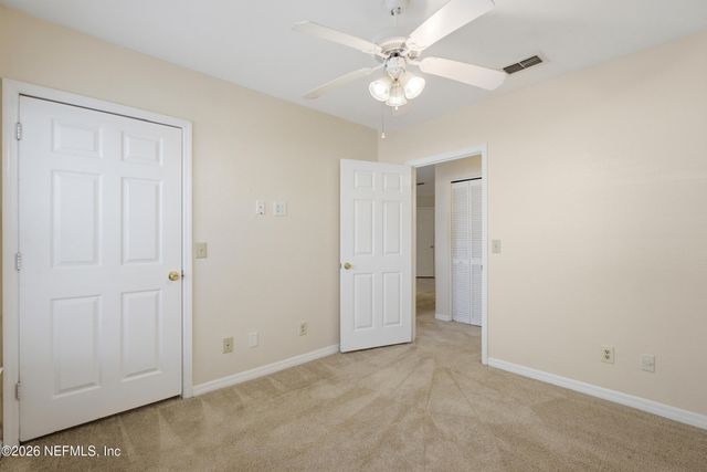 1800 THE GREENS Way 2009, Jacksonville Beach, FL 32250