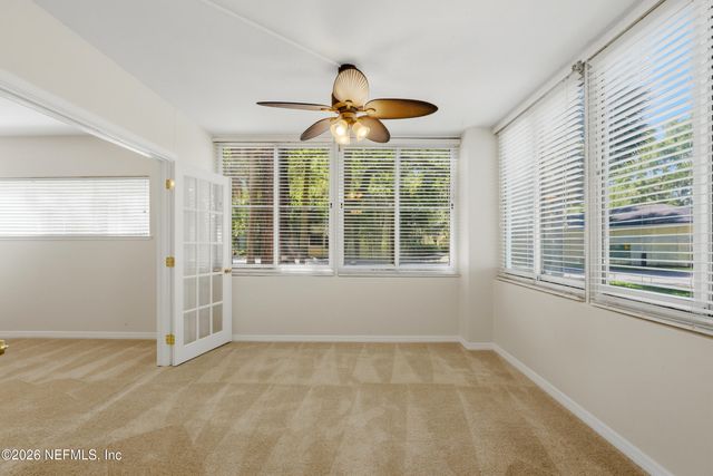 1800 THE GREENS Way 2009, Jacksonville Beach, FL 32250