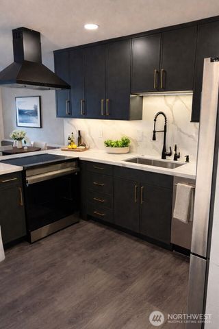 906 & 910 6th Street S, Kirkland, WA 98033