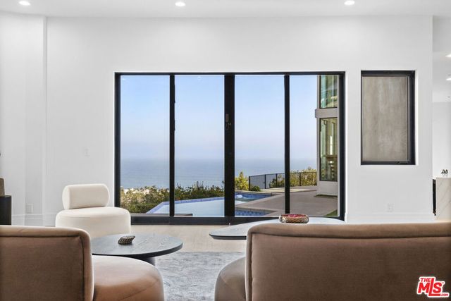 6380 Meadows Court, Malibu, CA 90265