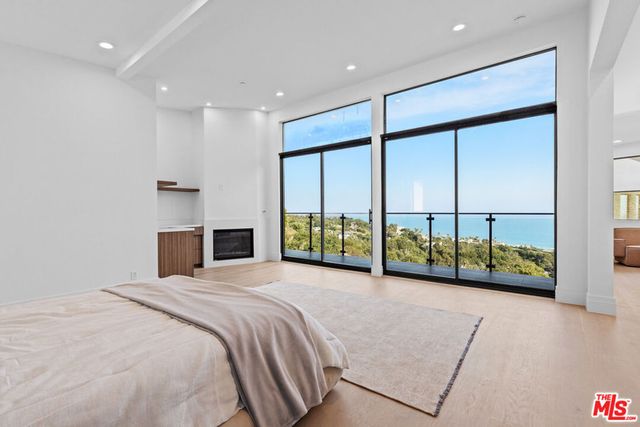 6380 Meadows Court, Malibu, CA 90265