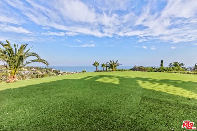 6380 Meadows Court, Malibu, CA 90265