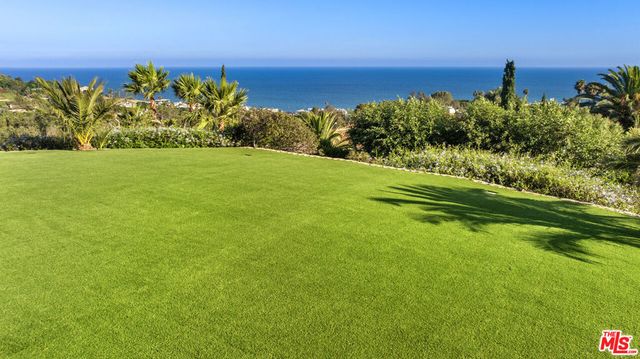 6380 Meadows Court, Malibu, CA 90265