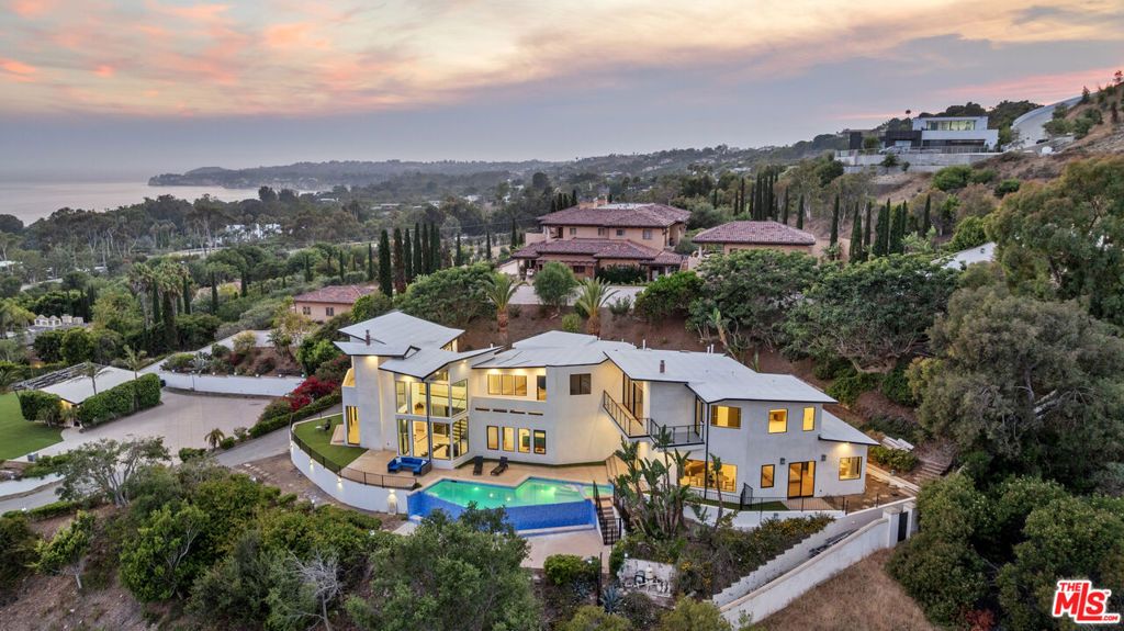 6380 Meadows Court, Malibu, CA 90265