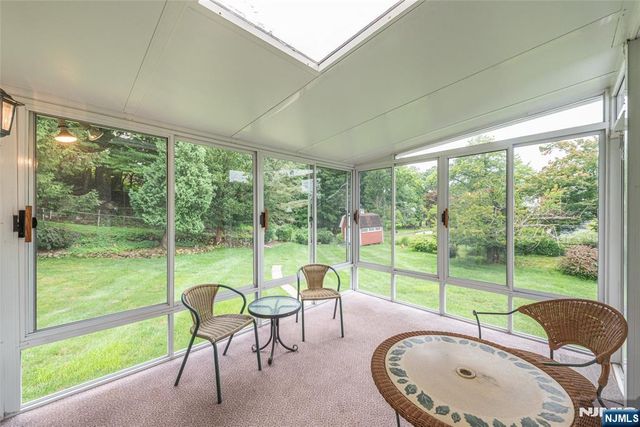 17 South Drive, Woodland Park, NJ 07424