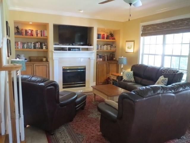 3103 W WAVERLY AVENUE, Tampa, FL 33629