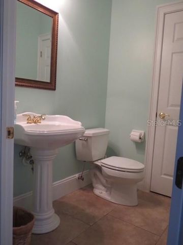 3103 W WAVERLY AVENUE, Tampa, FL 33629
