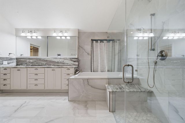 190 Velvet Leaf Place, The Woodlands, TX 77380