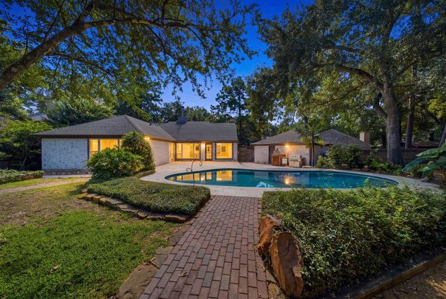 190 Velvet Leaf Place, The Woodlands, TX 77380