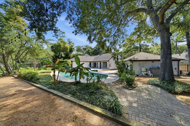 190 Velvet Leaf Place, The Woodlands, TX 77380