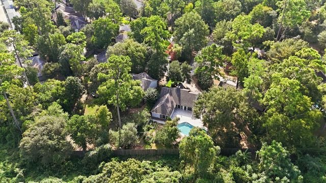 190 Velvet Leaf Place, The Woodlands, TX 77380