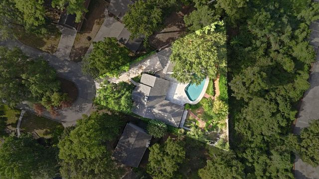 190 Velvet Leaf Place, The Woodlands, TX 77380