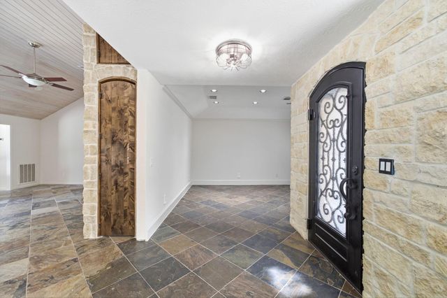 190 Velvet Leaf Place, The Woodlands, TX 77380