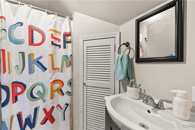 431 Van Rensselaer Road, Utica, NY 13502