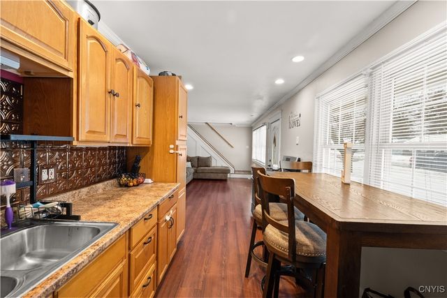 431 Van Rensselaer Road, Utica, NY 13502