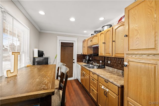 431 Van Rensselaer Road, Utica, NY 13502