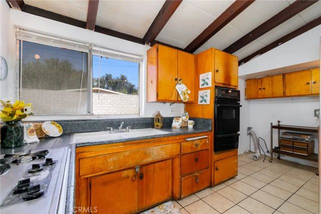 2219 Concord Avenue, Pomona, CA 91768