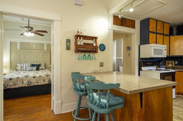 1416 13th Street, Galveston, TX 77550