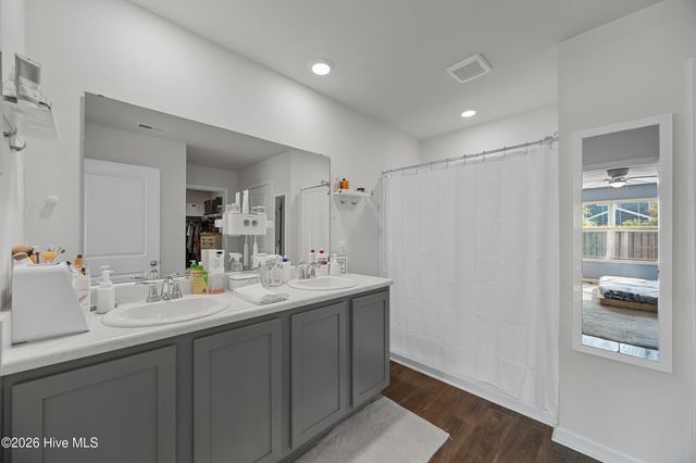 304 Cleat Drive, Surf City, NC 28445