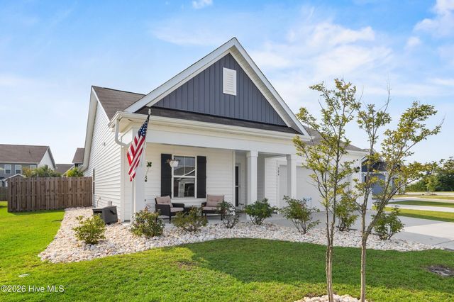 304 Cleat Drive, Surf City, NC 28445