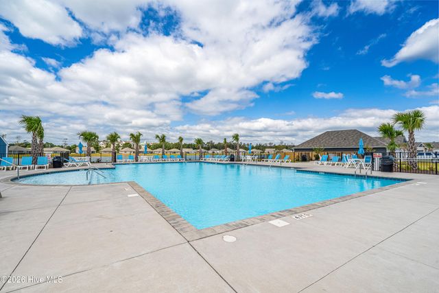 304 Cleat Drive, Surf City, NC 28445