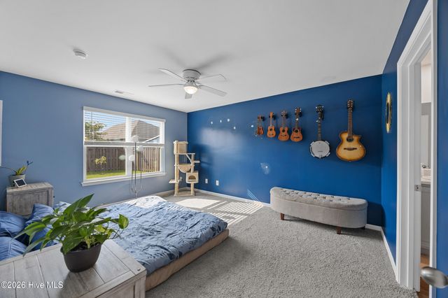 304 Cleat Drive, Surf City, NC 28445
