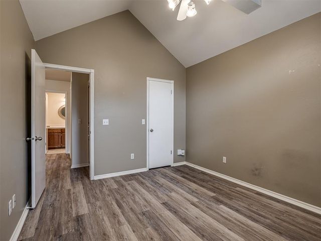 709 N Creek Drive, Edmond, OK 73034