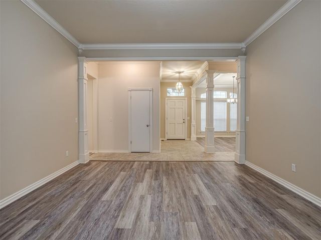 709 N Creek Drive, Edmond, OK 73034
