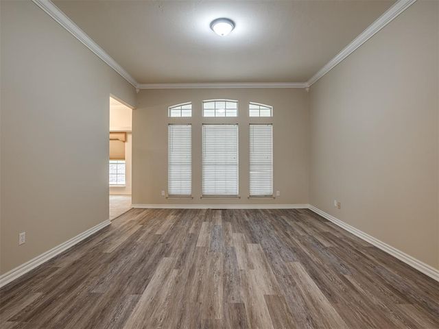 709 N Creek Drive, Edmond, OK 73034