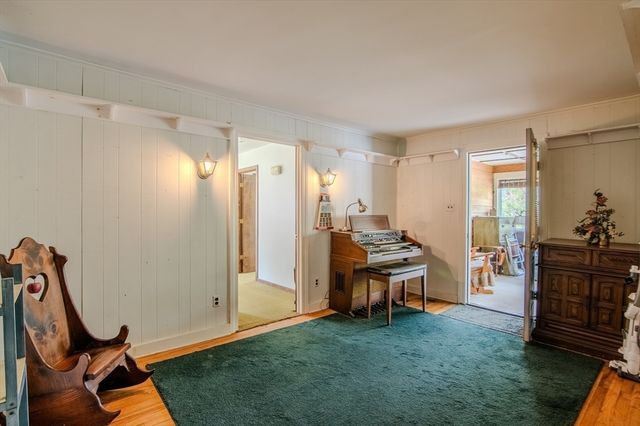 1063 Lebanon Hill Road, Southbridge, MA 01550